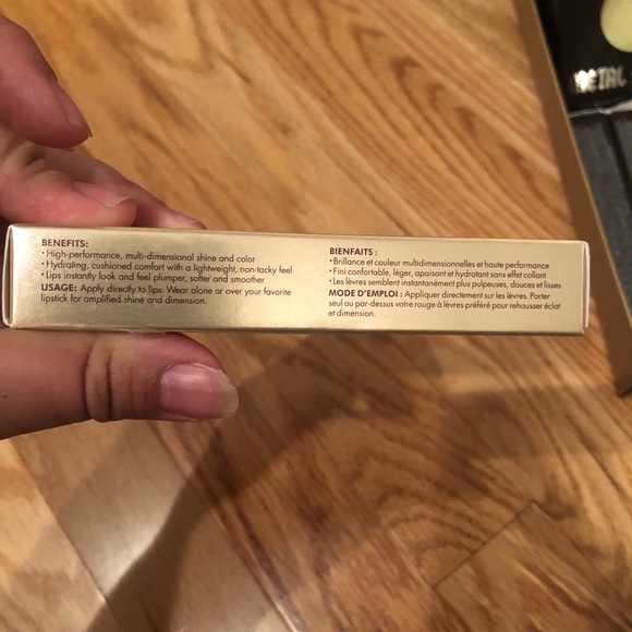 Stila lipgloss - Picture 3 of 5